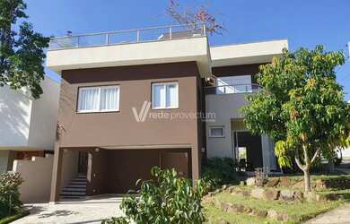 Imagem: A casa em condomínio possui 3 Dormitórios, 5 Banheiros, 4