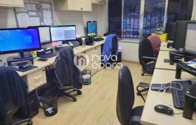 Imagem: O depósito possui 37m² de Área e está localizado em Tijuca