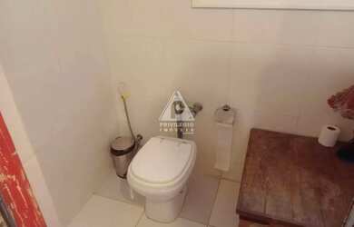 Imagem 13: Apartamento 4 dormitórios no Copacabana 290 m² com 2 vagas e frente...