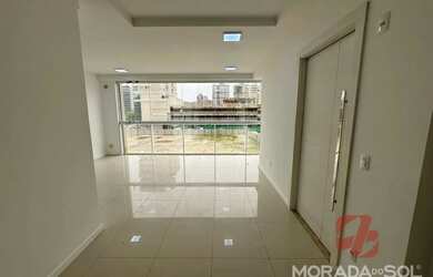 Imagem: O apartamento possui 3 Dormitórios, 2 Banheiros, 1 Vaga na