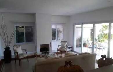 Imagem 12: Imóvel para aluguel possui 360 metros quadrados com 3 quartos