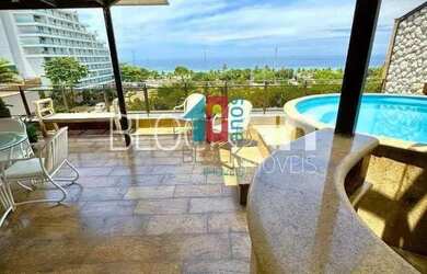 Imagem: O apartamento na cobertura possui 5 Dormitórios, 4 Banheiros