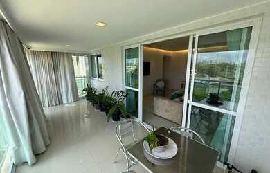 Imagem: O apartamento possui 4 Dormitórios, 4 Banheiros, 3 Vagas na