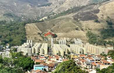 Imagem: O apartamento possui 3 Dormitórios, 1 Banheiro, 1 Vaga na garagem