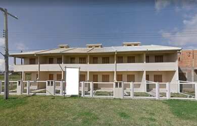 Imagem: A casa possui 2 Dormitórios, 2 Banheiros, 1 Vaga na garagem