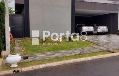 Imagem: A casa em condomínio possui 3 Dormitórios, 5 Banheiros, 4