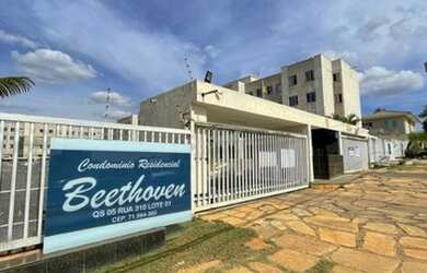 Imagem: O apartamento possui 2 Dormitórios, 2 Banheiros, 1 Vaga na