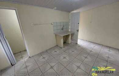 Imagem: A casa possui 1 Dormitório, 1 Banheiro, 30m² de Área e está