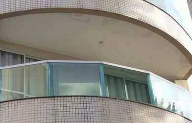 Imagem: O apartamento possui 3 Dormitórios, 3 Banheiros, 98m² de Área