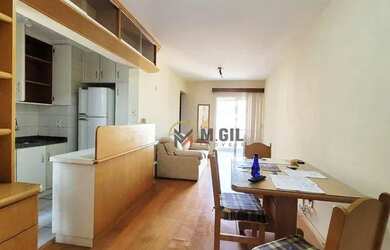 Imagem: O apartamento possui 1 Dormitório, 1 Banheiro, 1 Vaga na garagem