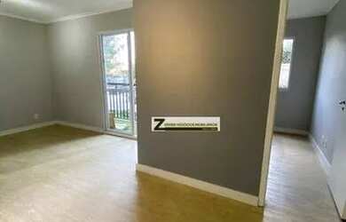 Imagem: O apartamento possui 3 Dormitórios, 1 Banheiro, 1 Vaga na garagem