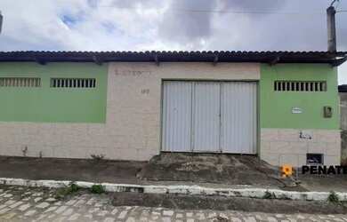 Imagem: A casa possui 2 Dormitórios, 1 Banheiro, 5 Vagas na garagem