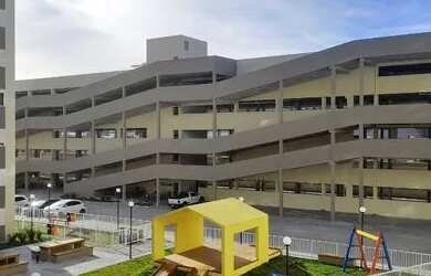 Imagem: O apartamento possui 2 Dormitórios, 1 Banheiro, 1 Vaga na garagem