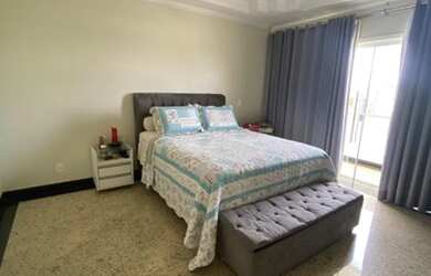 Imagem: A casa em condomínio possui 4 Dormitórios, 5 Banheiros, 5