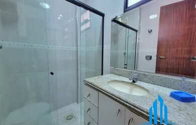 Imagem 15: Apartamento para venda tem 210 metros quadrados com 3 quartos em Centro...