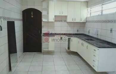 Imagem 5: Casa Sobrado em Jundiaí. 250m² de Área, 4 Vagas na garageme3 Dormitórios