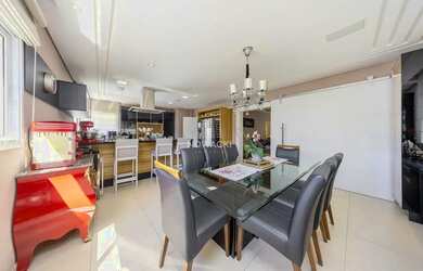 Imagem 9: EXCELENTE CASA EM CONDOMÍNIO COM 3 SUÍTES E 4 VAGAS NO CAMPO COMPRIDO