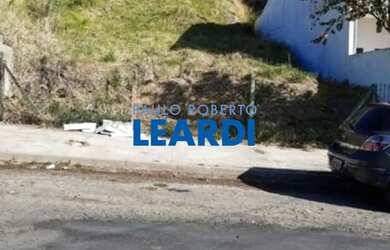 Imagem: O terreno à venda possui 300m² de Área e está localizado