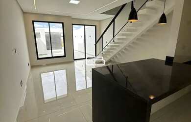 Imagem 4: Casa Duplex de 4/4 próximo ao Shopping Conquisra Sul