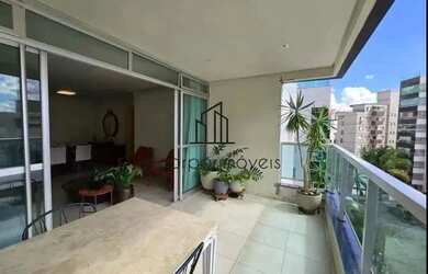 Imagem: O apartamento possui 3 Dormitórios, 2 Banheiros, 3 Vagas na