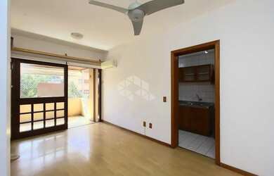 Imagem 2: Apartamento 01 dormitório sacada wc auxiliar garagem salão de festa