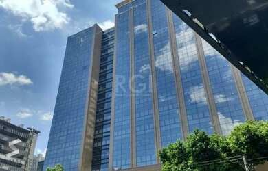 Imagem: O depósito possui 1 Vaga na garagem, 44m² de Área e está