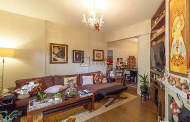 Imagem: O apartamento possui 3 Dormitórios, 2 Banheiros, 2 Vagas na