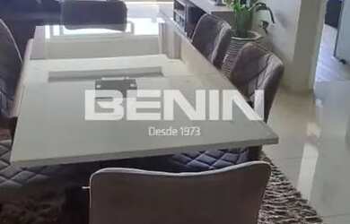 Imagem: O apartamento possui 3 Dormitórios, 1 Banheiro, 2 Vagas na