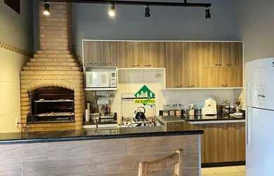 Imagem: A casa em condomínio possui 2 Dormitórios, 2 Banheiros, 2