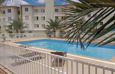 Imagem: O apartamento possui 2 Dormitórios, 1 Banheiro, 1 Vaga na garagem