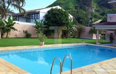 Imagem 4: MANSÃO MARAMAR. Piscina, Churrasqueira, VarandaeÁrea de serviço