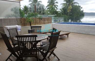 Imagem: A casa em condomínio possui 5 Dormitórios, 5 Banheiros, 2