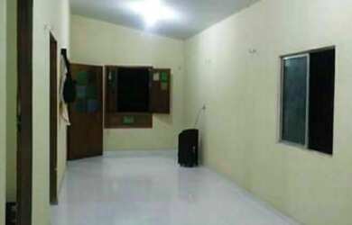 Imagem: A casa possui 2 Dormitórios, 1 Banheiro, 300m² de Área e