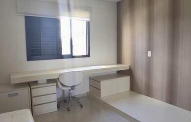 Imagem: O apartamento possui 4 Dormitórios, 4 Banheiros, 2 Vagas na