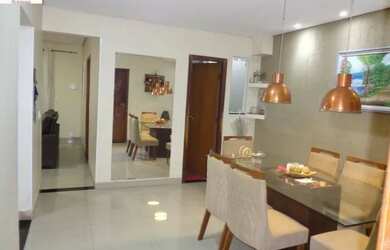 Imagem: A casa possui 3 Dormitórios, 3 Banheiros, 2 Vagas na garagem