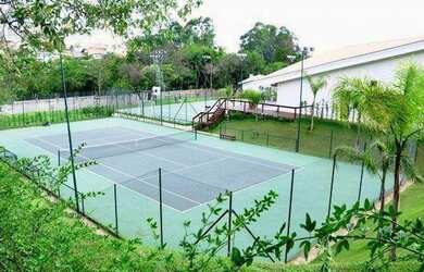 Imagem: A casa em condomínio possui 5 Dormitórios, 5 Banheiros, 4