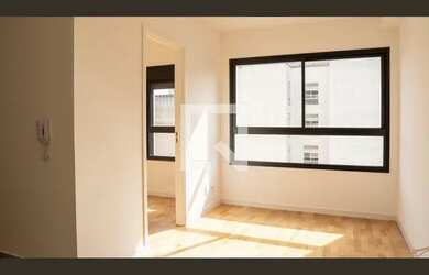 Imagem: O apartamento possui 2 Dormitórios, 1 Banheiro, 34m² de Área