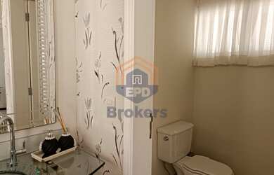 Imagem: A casa em condomínio possui 4 Dormitórios, 5 Banheiros, 5