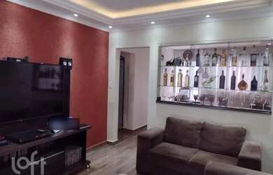 Imagem: A casa possui 2 Dormitórios, 1 Banheiro, 3 Vagas na garagem