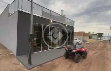 Imagem: A casa em condomínio possui 3 Dormitórios, 1 Banheiro, 280m²