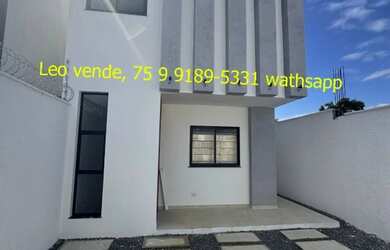 Imagem: A casa possui 3 Dormitórios, 3 Banheiros, 2 Vagas na garagem