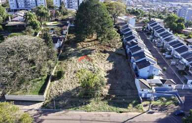 Imagem: O terreno possui 2.945m² de Área, Imóvel novo e está localizado