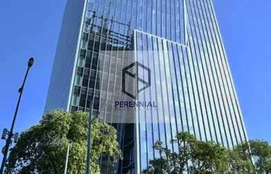 Imagem: O depósito possui 5 Vagas na garagem, 880m² de Área e está