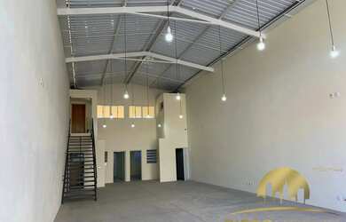 Imagem 3: Galpão para Locação 240 m² Mezanino de 40 m²/ Atibaia-SP