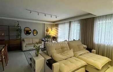 Imagem: O apartamento possui 4 Dormitórios, 5 Banheiros, 2 Vagas na