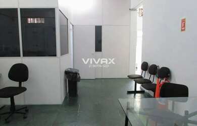 Imagem: O depósito possui 944m² de Área e está localizado em Engenho