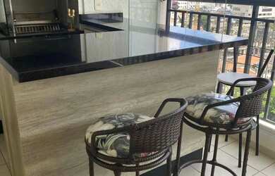 Imagem: O apartamento possui 3 Dormitórios, 5 Banheiros, 2 Vagas na