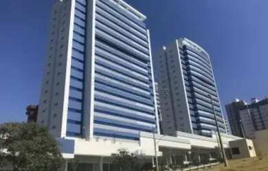 Imagem: O depósito possui 1 Vaga na garagem, 32m² de Área e está