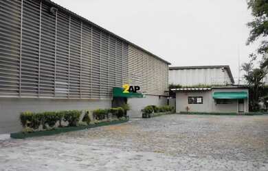 Imagem 11: Locação de Galpão Comercial de 3.900m² com 5 Banheiros no Parque Novo...