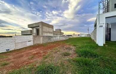 Imagem: O terreno possui 267m² de Área e está localizado em Jardins